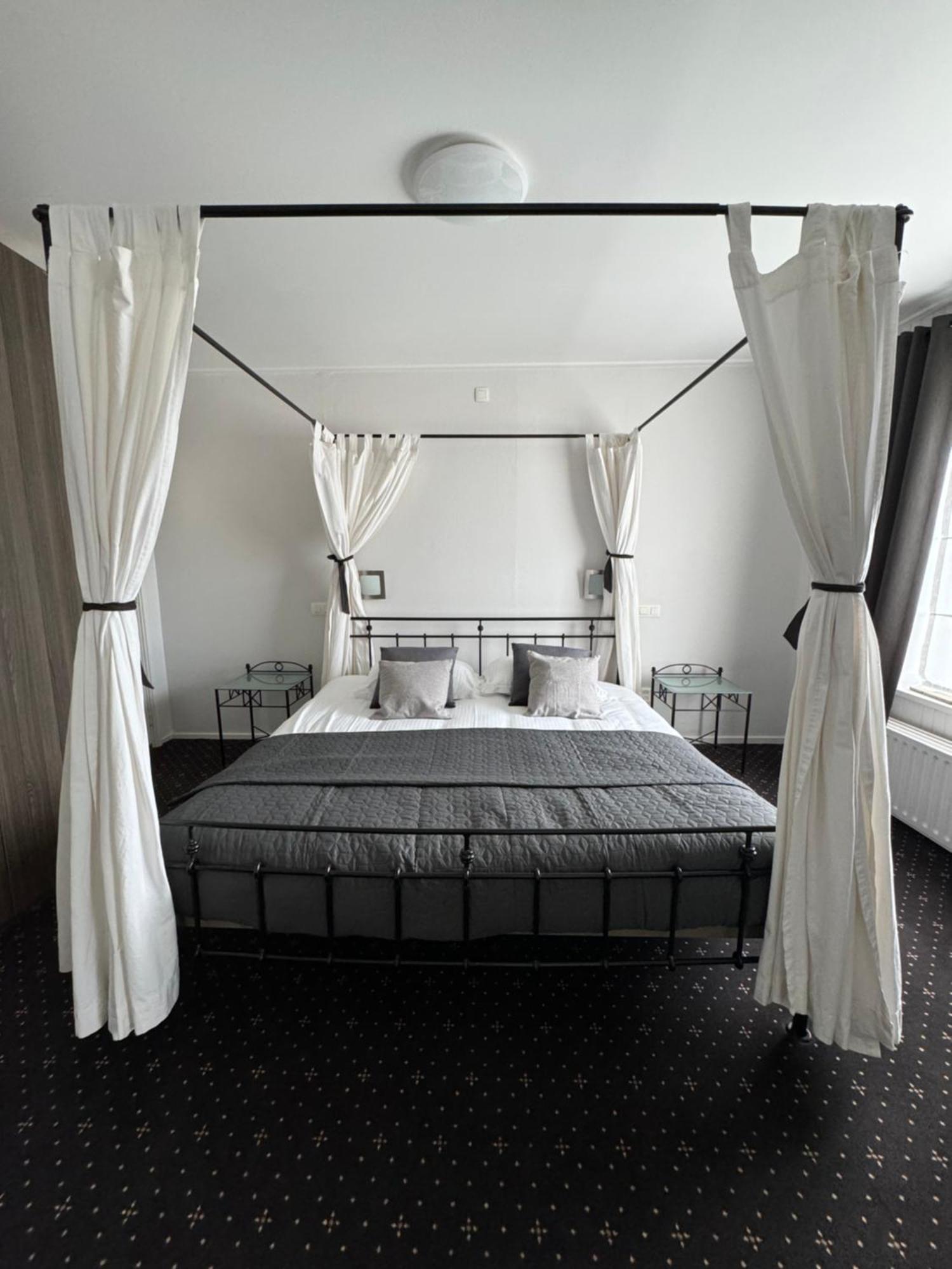 Bed and Breakfast Ouwe Schuure Esclusa Exterior foto