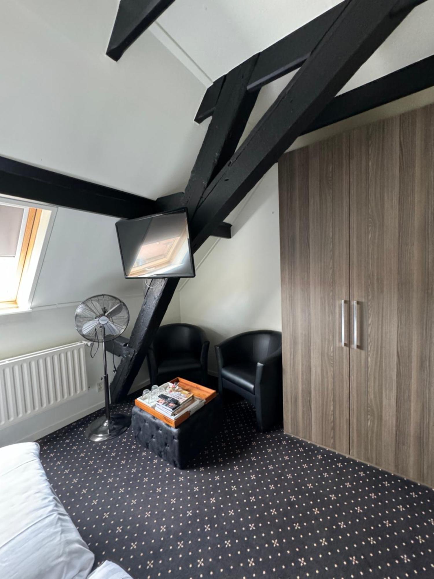 Bed and Breakfast Ouwe Schuure Esclusa Exterior foto