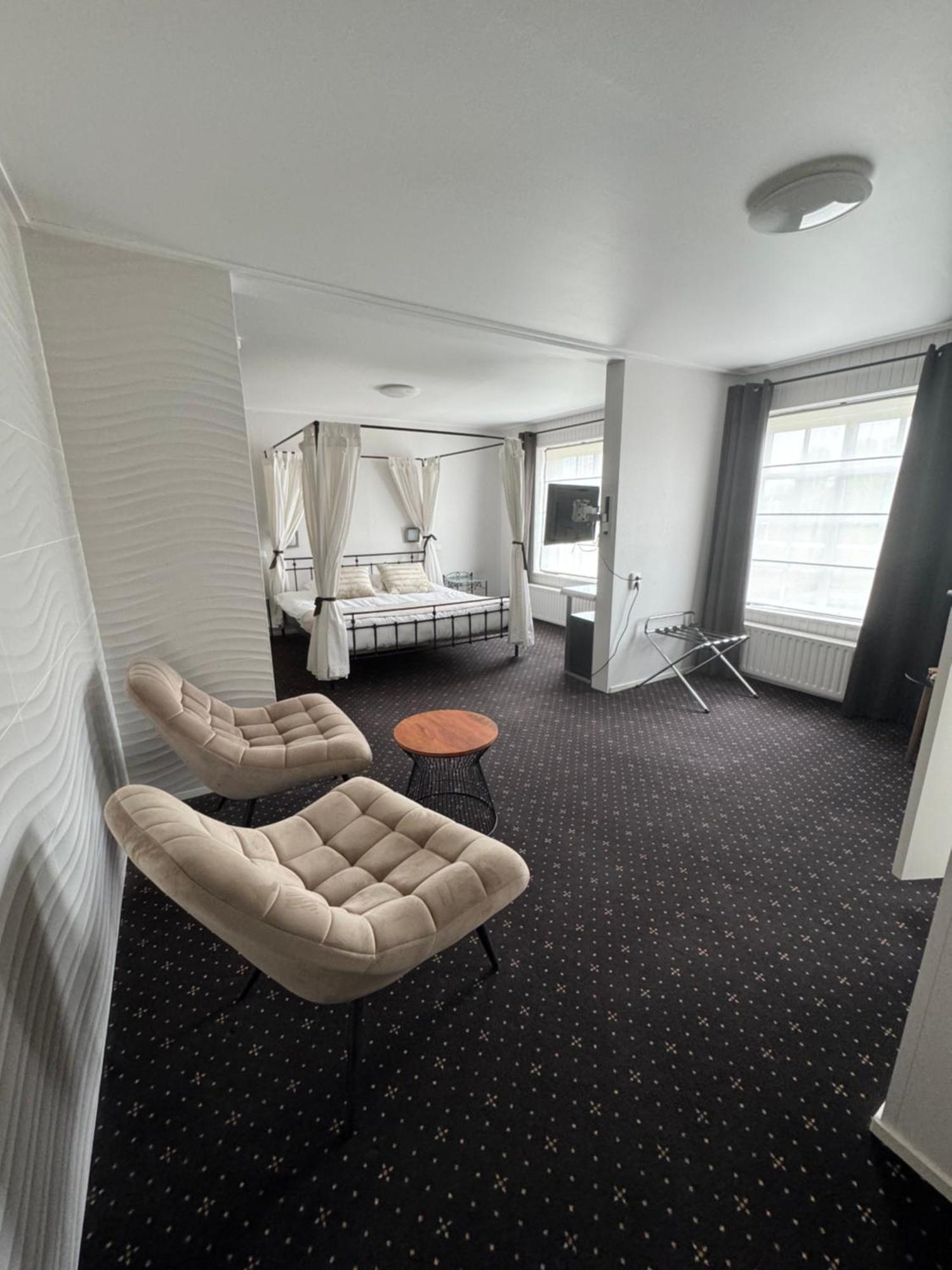Bed and Breakfast Ouwe Schuure Esclusa Exterior foto